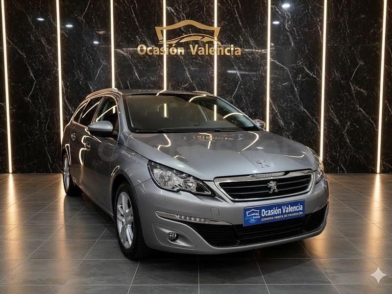 Usado Peugeot 308 SW Business-Line 120 CV (88 kW) 2015 Gris / plata Familiar