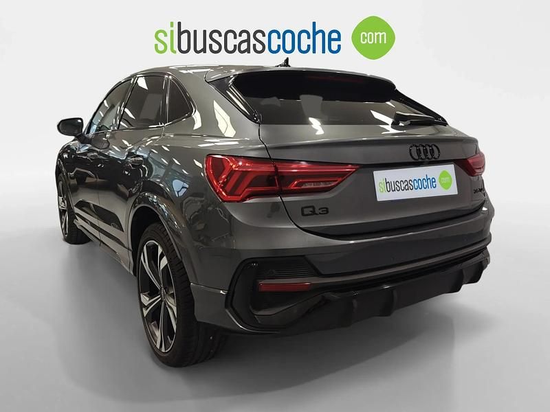 Usado Audi Q3 Sportback S-Line 150 CV (110 kW) 2025 Gris/plata SUV