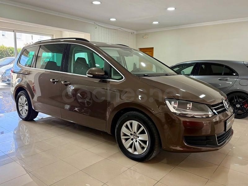 Usado VW Sharan Edition 140 CV (102 kW) 2011 Marrón Monovolumen