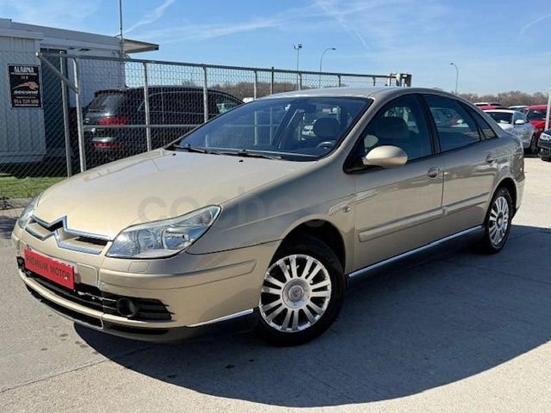 Usado Citroën C5 Exclusive 138 CV (101 kW) 2004 Beige Berlina