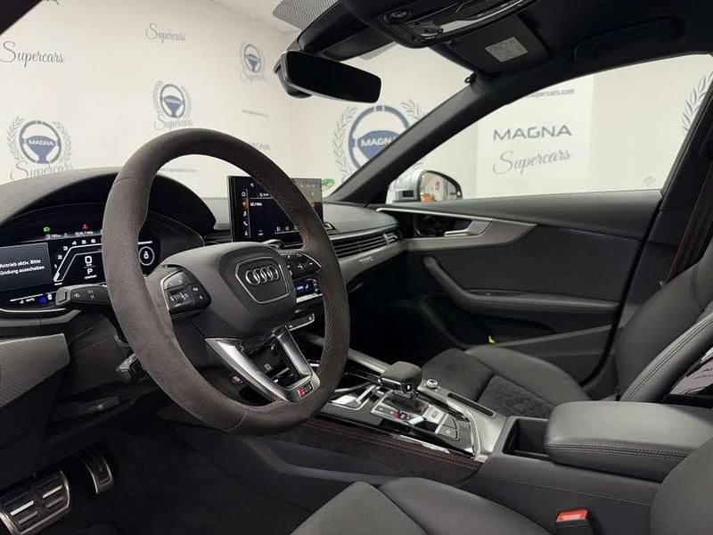 Usado Audi RS4 Competition 450 CV (330 kW) 2024 Gris Familiar