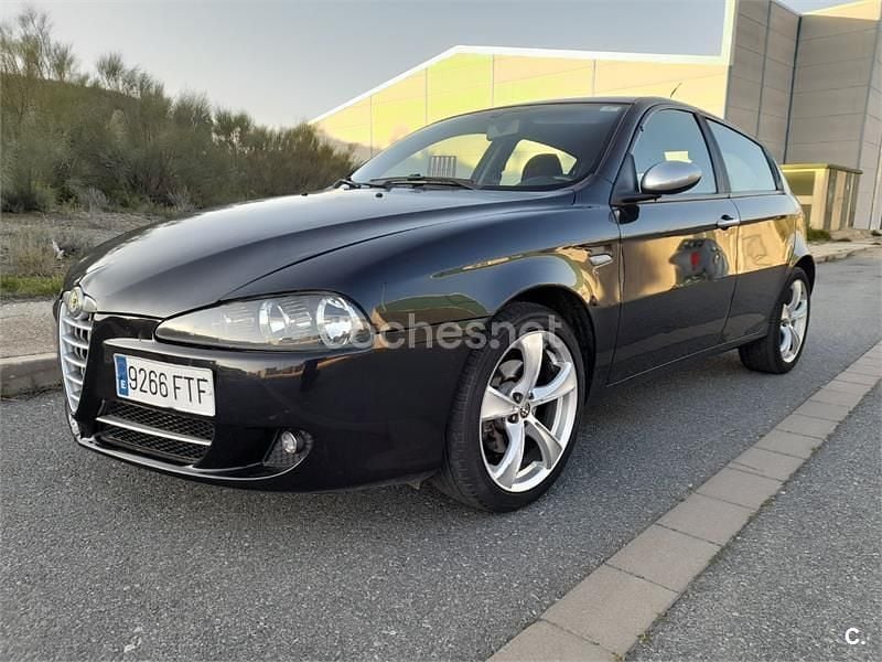 Usado Alfa Romeo 147 150 CV (110 kW) 2007 Negro Utilitario