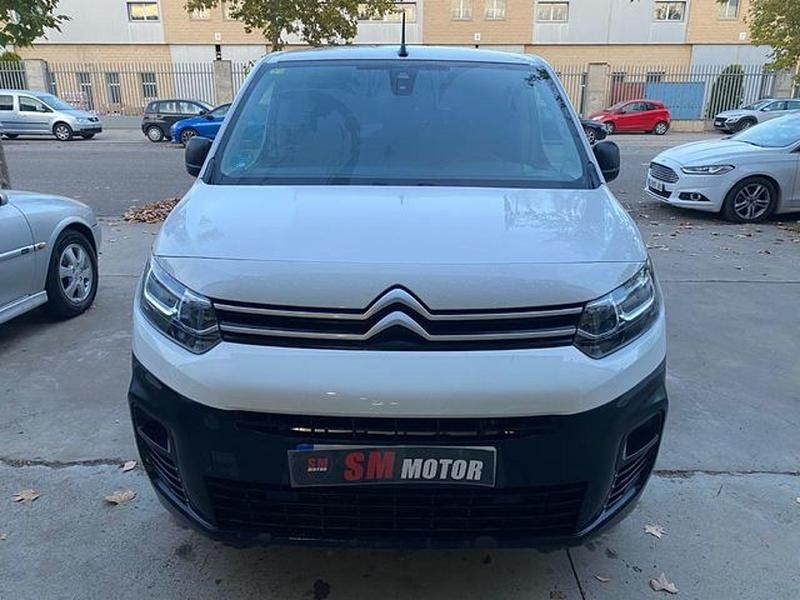 Usado Citroën Berlingo Live 102 CV (75 kW) 2020 Blanco Monovolumen
