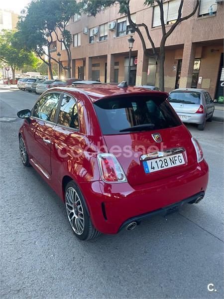 Usado Abarth 500C 135 CV (99 kW) 2010 Rojo Descapotable