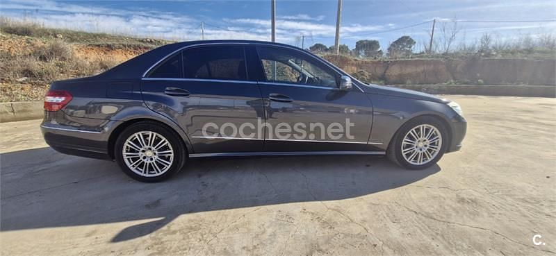 Usado Mercedes E250 204 CV (150 kW) 2013 Negro Berlina
