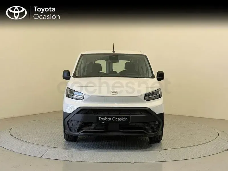 Nuevo Toyota Proace Verso Active 131 CV (96 kW) 2026 Blanco Familiar