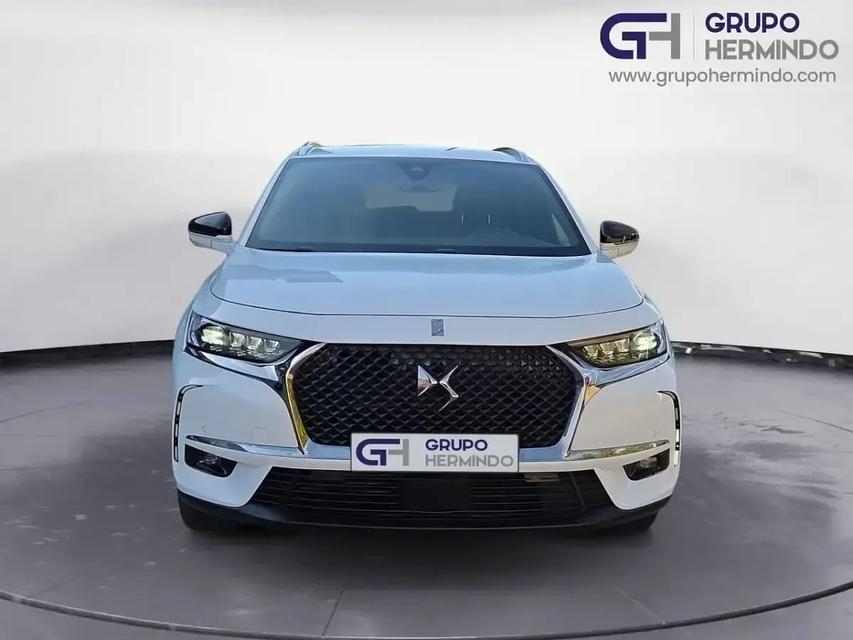 Usado DS Automobiles DS7 Crossback So Chic 130 CV (95 kW) 2019 Blanco SUV