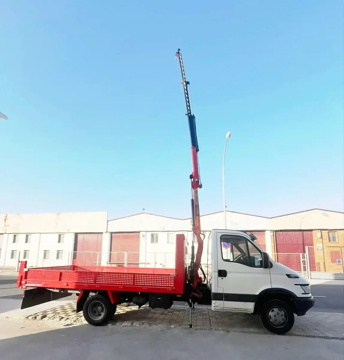 Usado Iveco Daily 116 CV (85 kW) 2007 Blanco