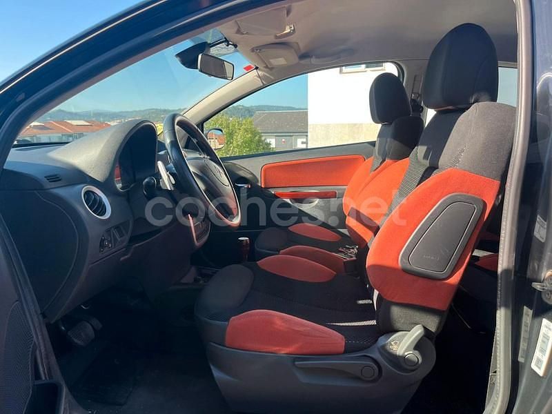 Usado Citroën C2 Furio 70 CV (51 kW) 2005 Negro Utilitario