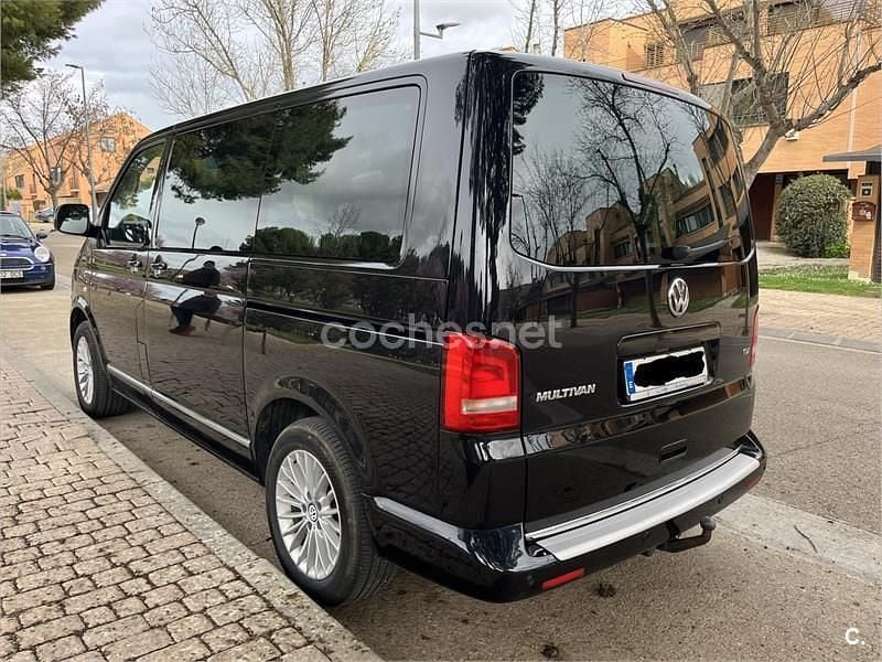 Usado VW Multivan Highline 180 CV (132 kW) 2011 Negro Monovolumen