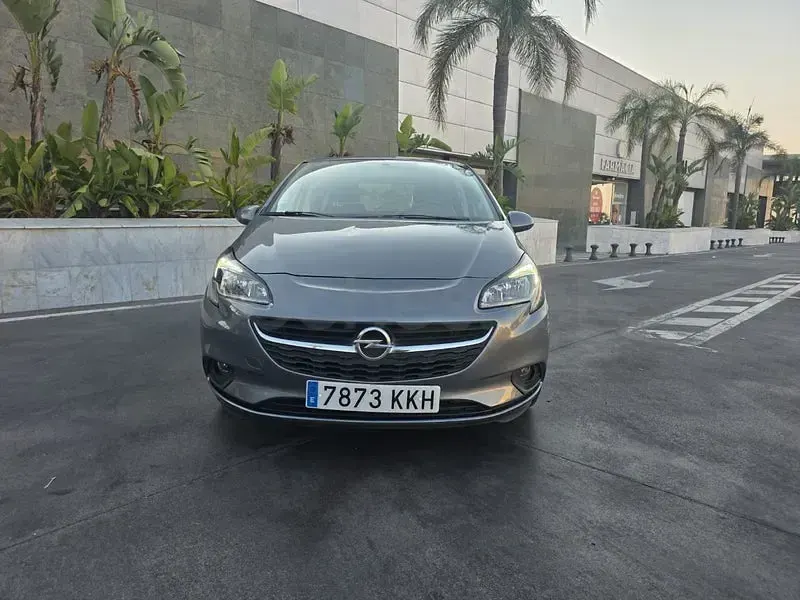 Usado Opel Corsa Business 90 CV (66 kW) 2018 Gris / plata Utilitario