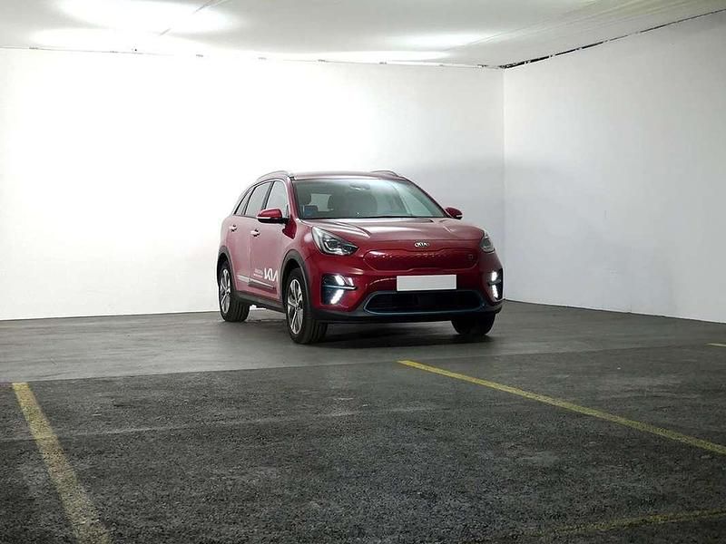 Rojo Usado 2022 Kia e-Niro 2 SUV | 33.200 € (Caro) - Imagen 1/4