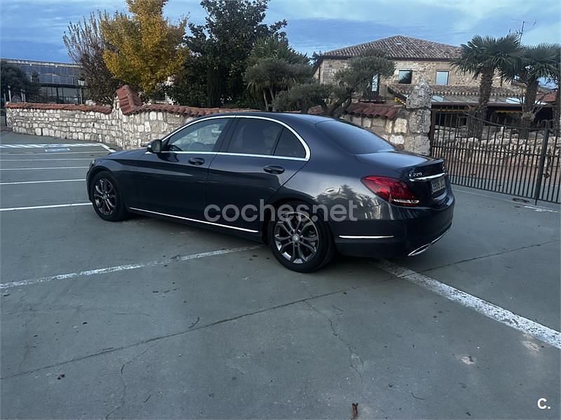 Usado Mercedes C220 Avantgarde 170 CV (125 kW) 2015 Negro Berlina