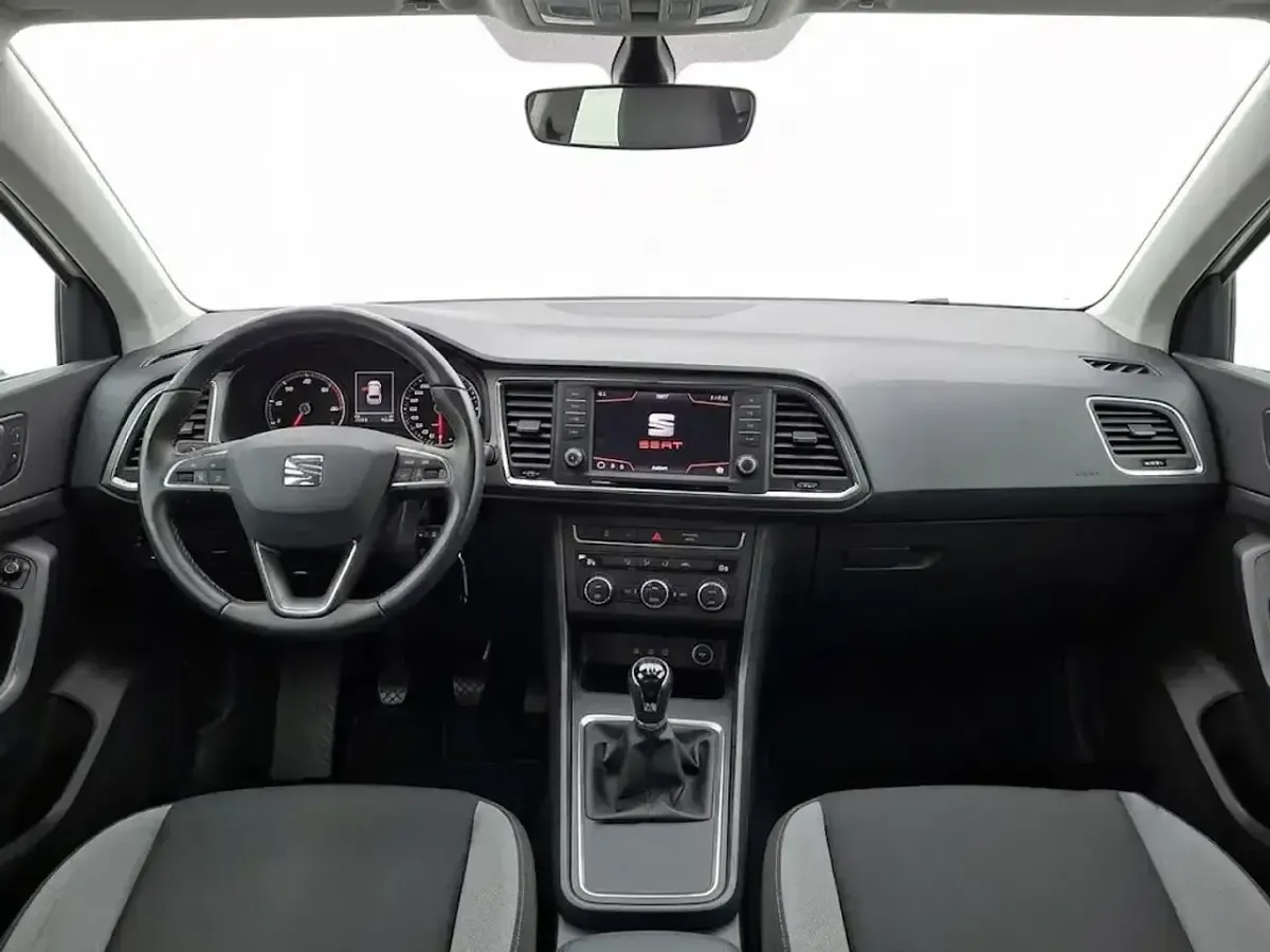 Usado Seat Ateca Reference 116 CV (85 kW) 2022 Blanco SUV