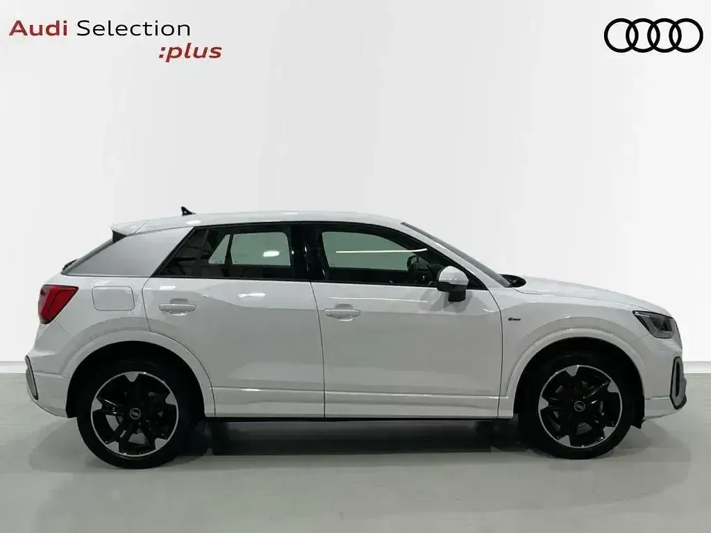 Usado Audi Q2 S-Line 150 CV (110 kW) 2022 Blanco SUV