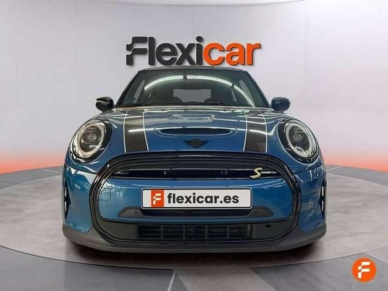 Usado Mini Cooper SE 135 kW (184 CV) 2022 Azul Utilitario
