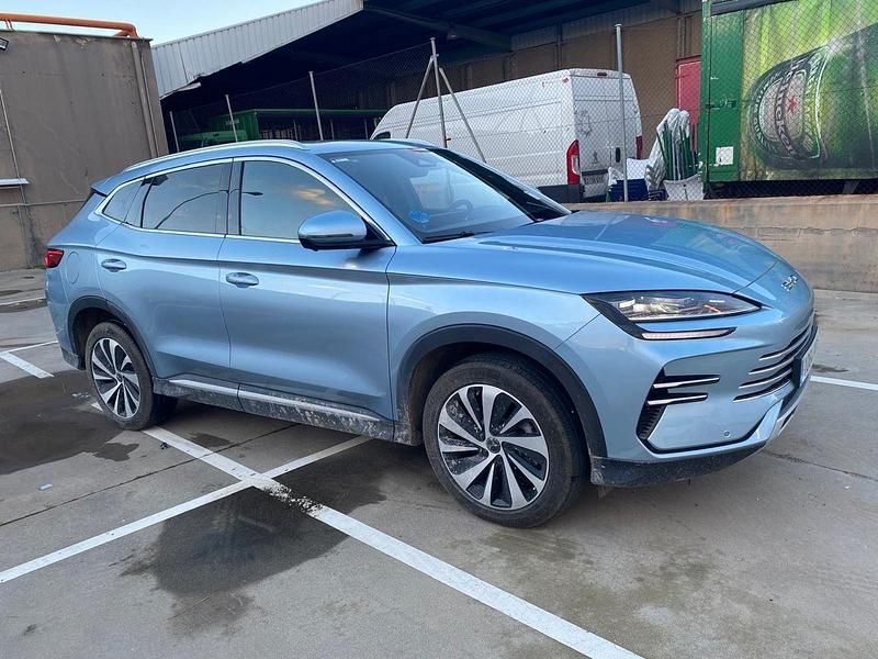 Usado BYD Seal U Comfort 218 CV (160 kW) 2025 Azul claro SUV