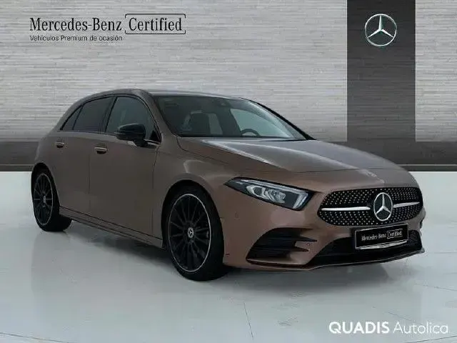 Usado Mercedes A180 136 CV (100 kW) 2022 Oro rosado