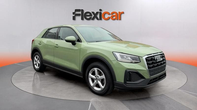 Usado Audi Q2 Premium 116 HP (85 kW) 2021 Azul SUV