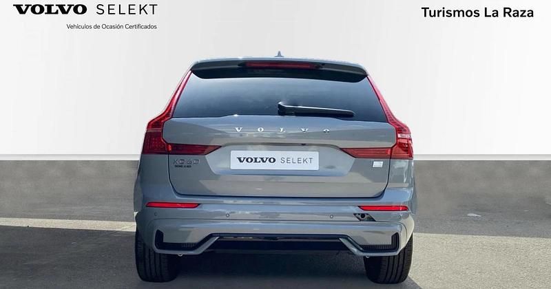 Usado Volvo XC60 Plus 350 CV (257 kW) 2024 SUV