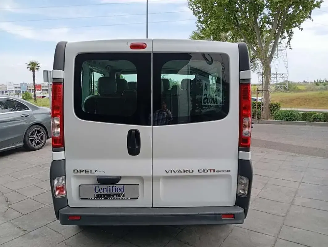 Usado Opel Vivaro Edition 114 CV (83 kW) 2013 Monovolumen