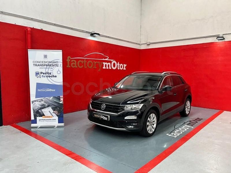 Usado VW T-Roc Advance 150 CV (110 kW) 2021 Negro SUV