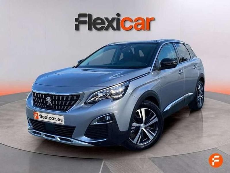 Usado Peugeot 3008 Allure 131 CV (96 kW) 2019 Gris SUV
