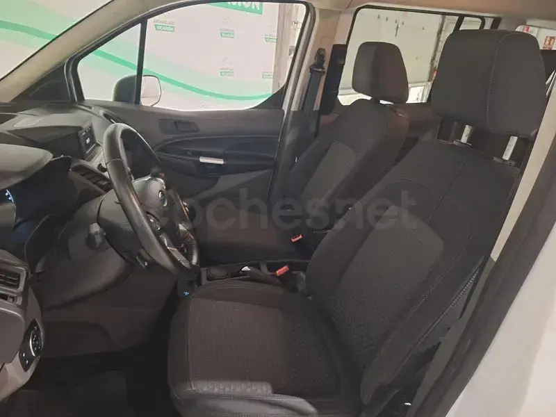 Usado Ford Tourneo Connect Trend 100 CV (73 kW) 2022 Blanco Monovolumen