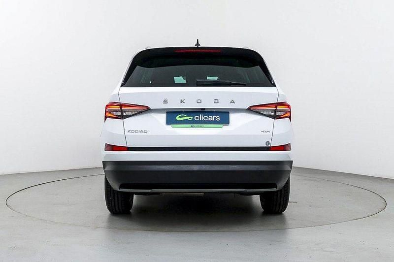 Usado Skoda Kodiaq Ambition 150 CV (110 kW) 2022 Blanco SUV