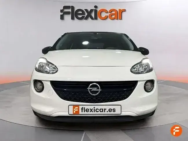 Usado Opel Adam Glam 100 CV (73 kW) 2016 Blanco Utilitario