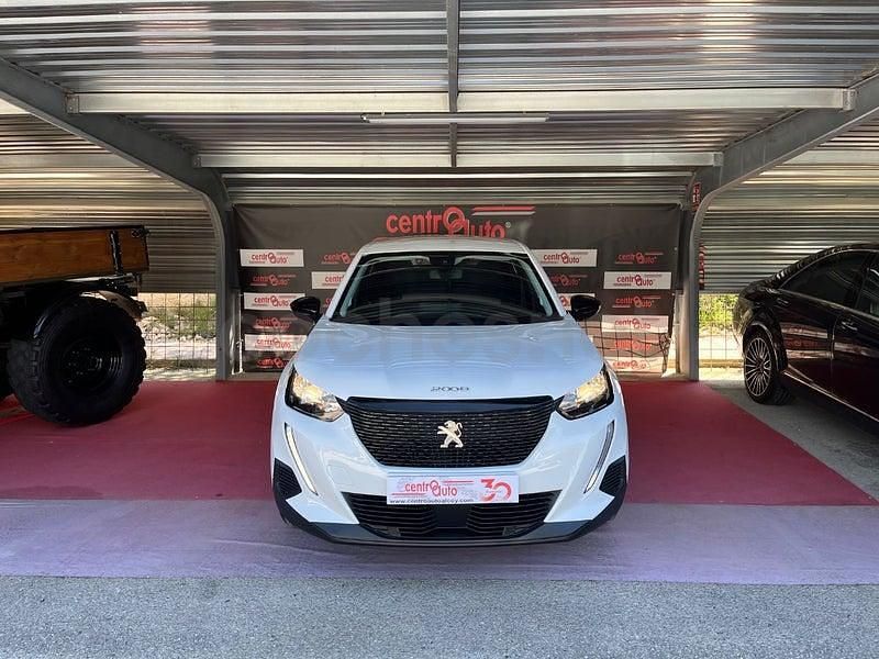 Usado Peugeot 2008 Active 110 CV (80 kW) 2022 Blanco SUV