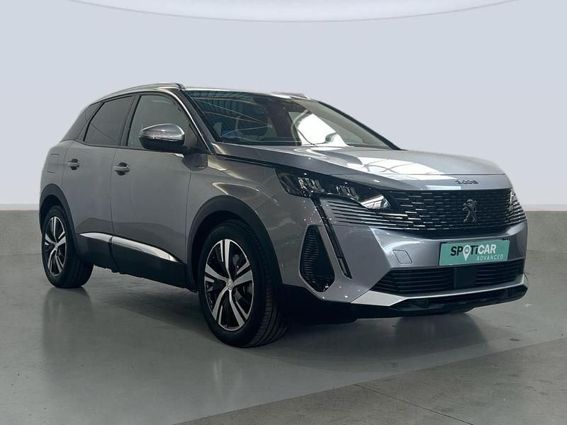 Usado Peugeot 3008 Allure 225 CV (165 kW) 2021 Gris SUV