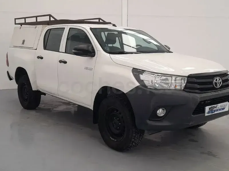 Usado Toyota HiLux 150 CV (110 kW) 2020 Blanco Pickup/Camioneta