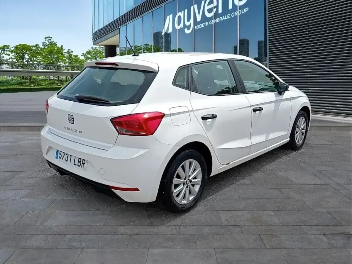 Usado Seat Ibiza Reference 80 CV (58 kW) 2019 Blanco Utilitario