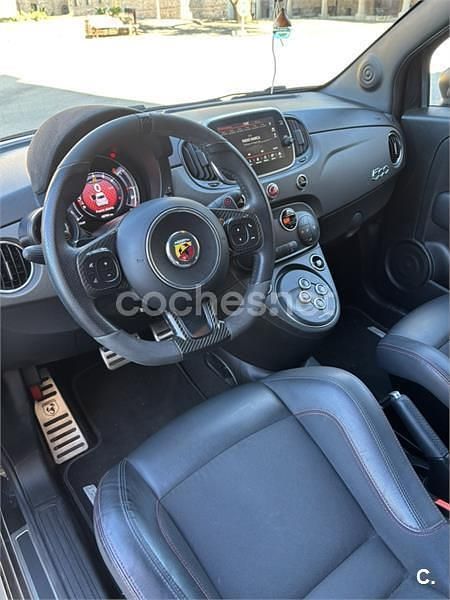 Usado Abarth 595C Esseesse 180 CV (132 kW) 2021 Negro Descapotable