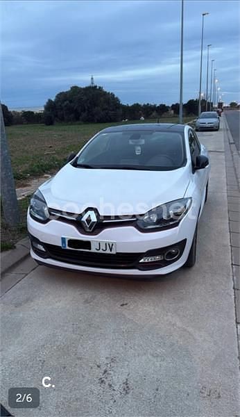 Usado Renault Mégane LIMITED 95 CV (69 kW) 2015 Blanco Coupe
