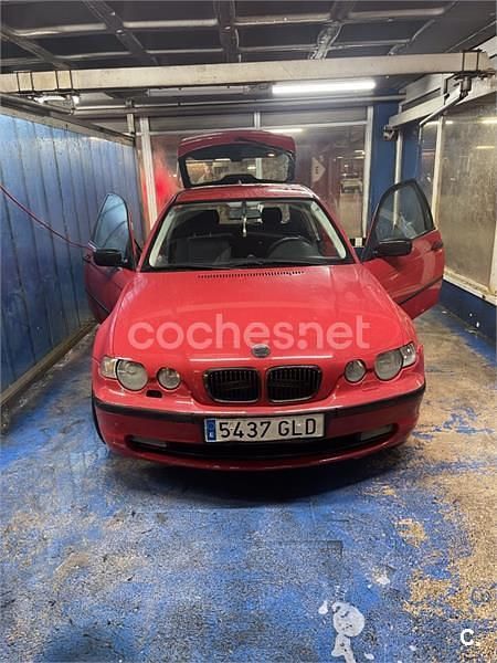 Begagnad BMW 320 150 HK (110 kW) 2003 Röd Sedan