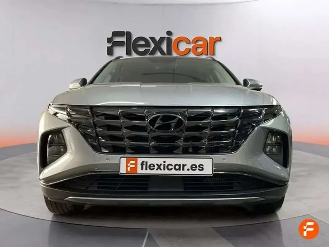 Usado Hyundai Tucson 136 CV (100 kW) 2022 Gris SUV