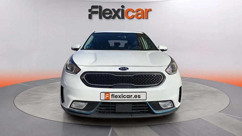 Usado Kia Niro 141 HP (103 kW) 2018 Branco SUV