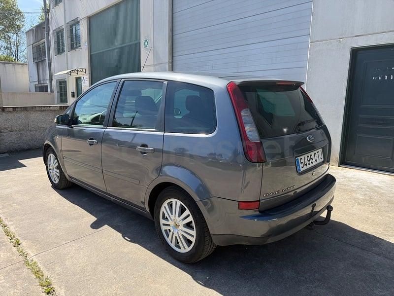 Usado Ford C-MAX Ghia 136 CV (100 kW) 2005 Gris / plata Monovolumen