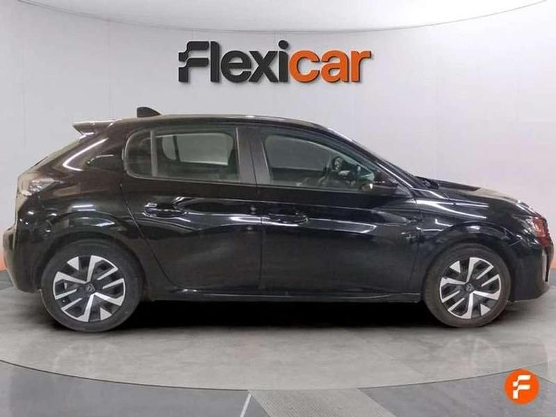 Używany Peugeot 208 Allure 102 KM (75 kW) 2024 Czarny Hatchback