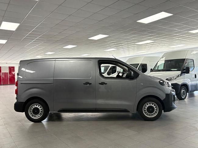 Usado Peugeot Expert S 120 CV (88 kW) 2024 Gris Van