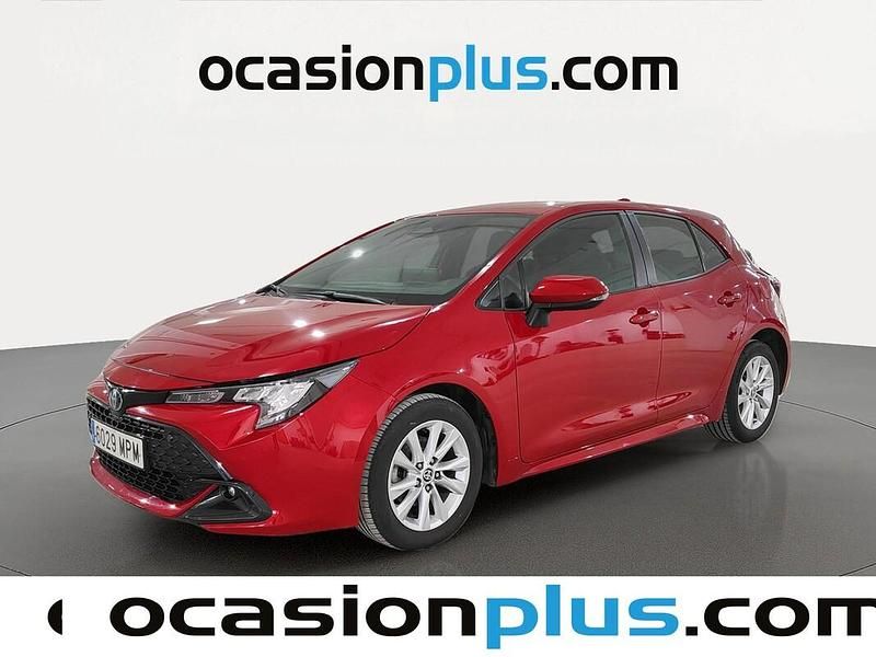 Usado Toyota Corolla Active 140 CV (102 kW) 2024 Rojo