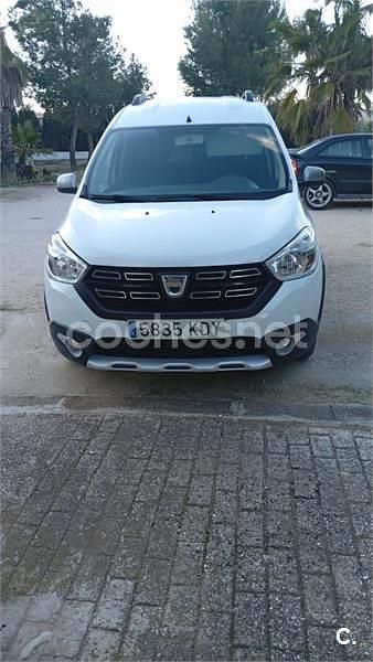 Usado Dacia Dokker Stepway 90 CV (66 kW) 2017 Blanco Monovolumen