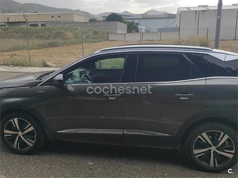 Usado Peugeot 3008 GT-line 130 CV (95 kW) 2018 Verde SUV