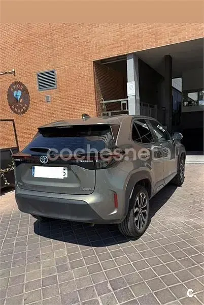 Usado Toyota Yaris Cross Active 116 CV (85 kW) 2023 Verde SUV