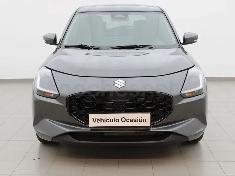 Nuevo Suzuki Swift 81 CV (59 kW) 2026 Gris / plata Utilitario