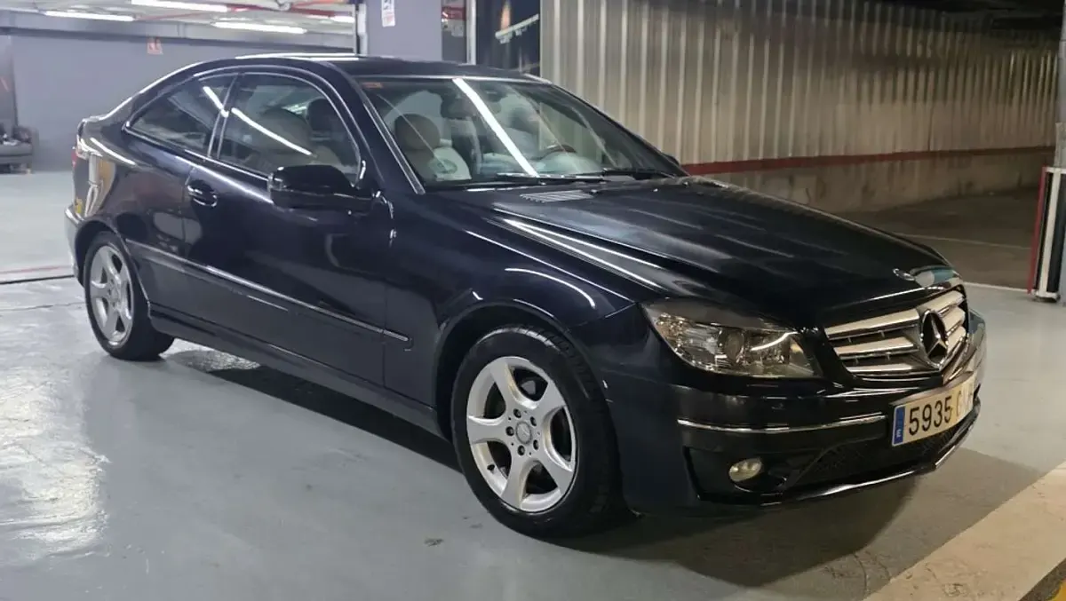 Usado Mercedes C200 184 CV (135 kW) 2010 Coupe