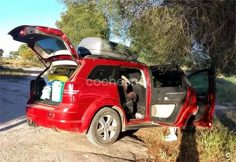 Usado Dodge Journey SXT 140 CV (102 kW) 2010 Rojo SUV