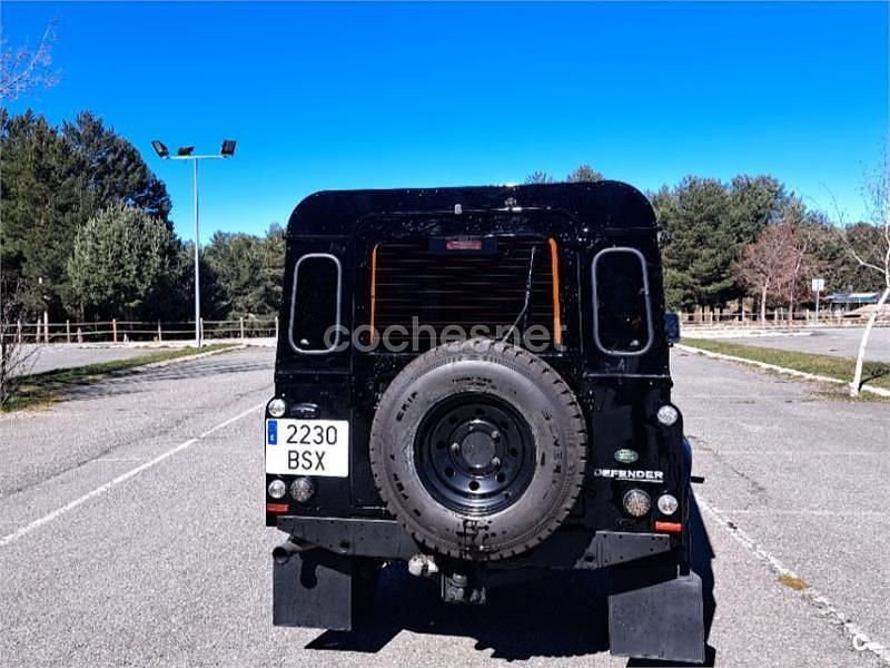 Usado Land Rover Defender S 122 CV (89 kW) 2002 Negro SUV